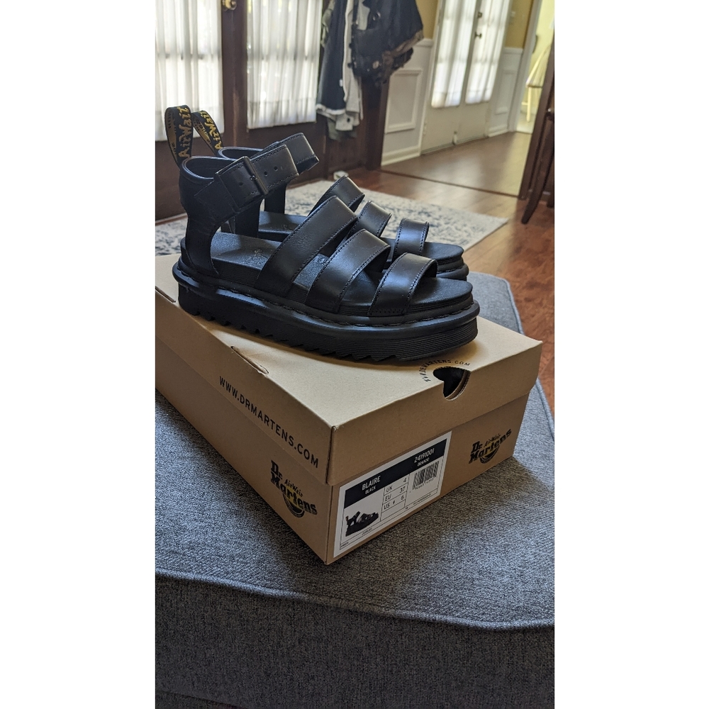 Dr Martens Blaire Sandals